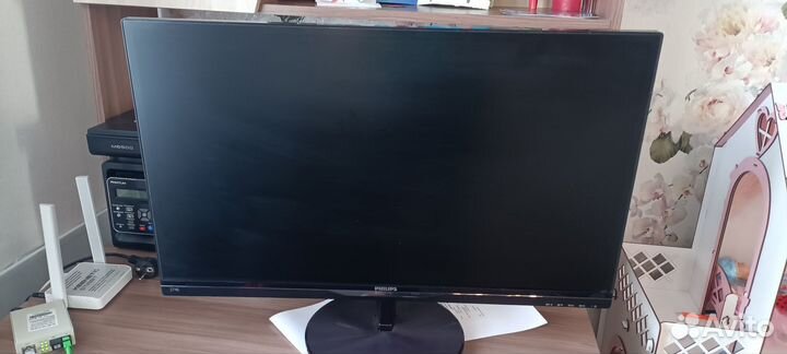 Монитор philips