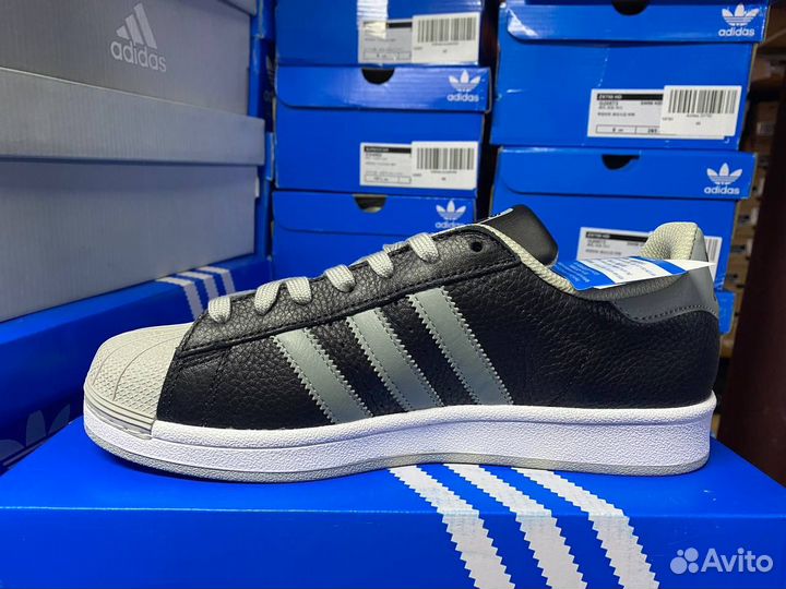 Кроссовки Adidas superstar