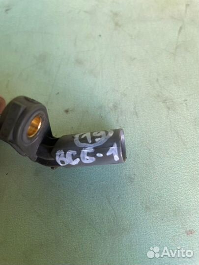 Датчик ABS правый Volkswagen Touareg 7L дорест