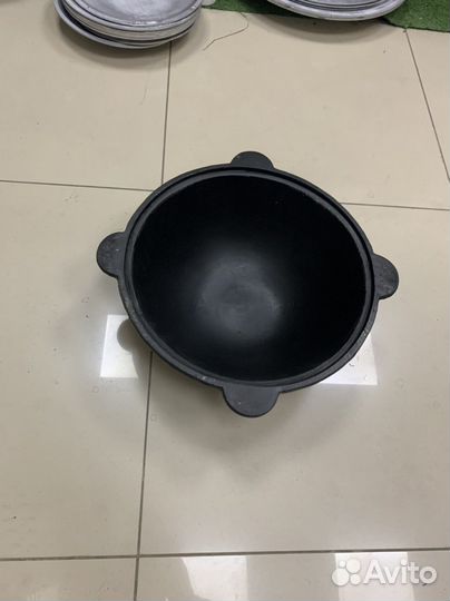 Казан чугунный узбекский