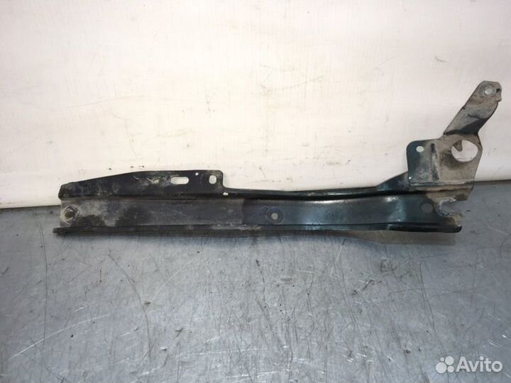 Рычаг поперечный Mazda Familia седан BJ bhalp Z5DE