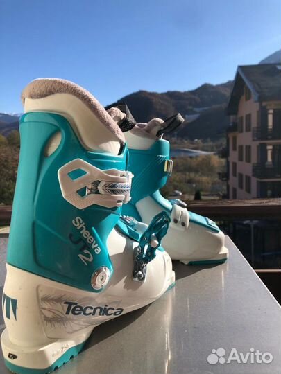 Горнолыжные ботинки