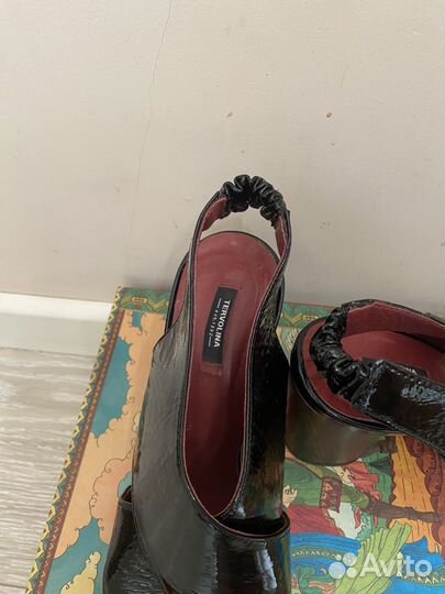 Босоножки женские