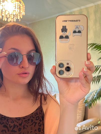 Солнечные очки женские