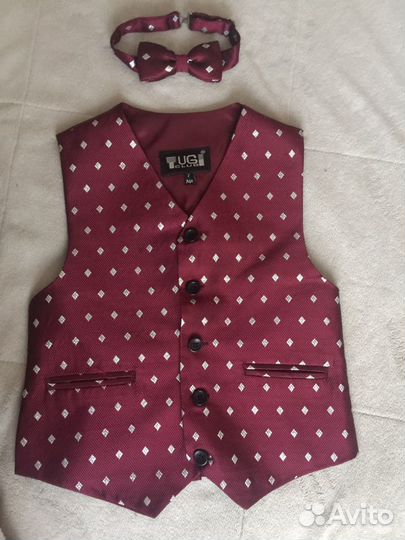 Жилет и бабочка, 7 лет