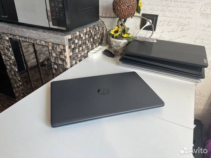 Быстрый HP 15.6