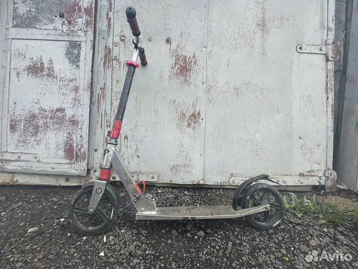 Самокат roces 200