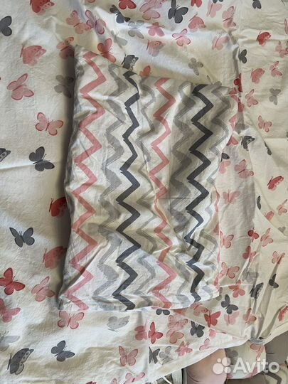 Бортики в детскую кроватку с постельным бельем