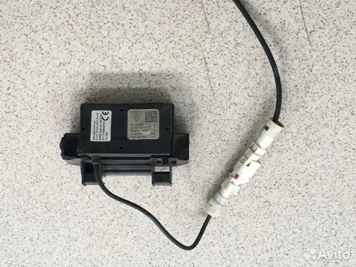 Антенна 971035500 Porsche Panamera с 2016 года