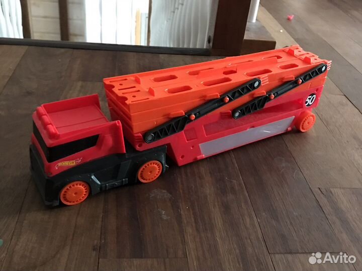 Грузовик hot wheels для машинок