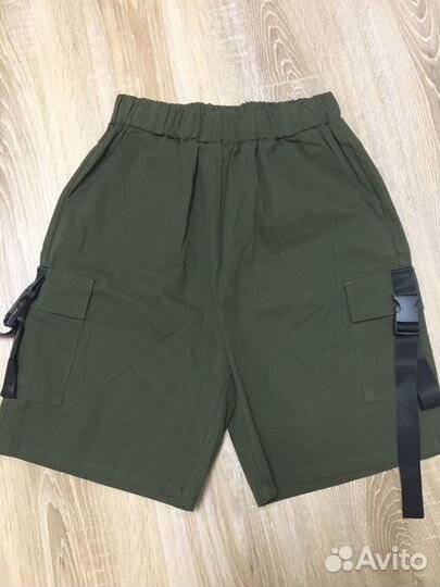 Продам летние шорты хб размер42-44