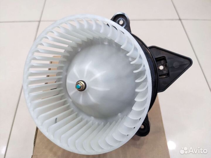 Мотор отопителя chrysler sebring / volga siber