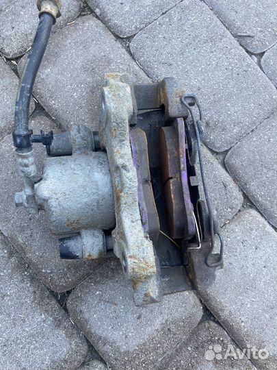 Передний правый суппорт opel astra h