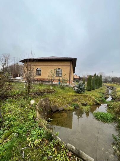 Дом 250 м² на участке 15 сот.