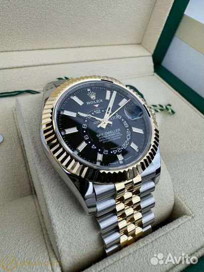 Rolex Sky-Dweller 42 mm 336933 Yellow Rolesor