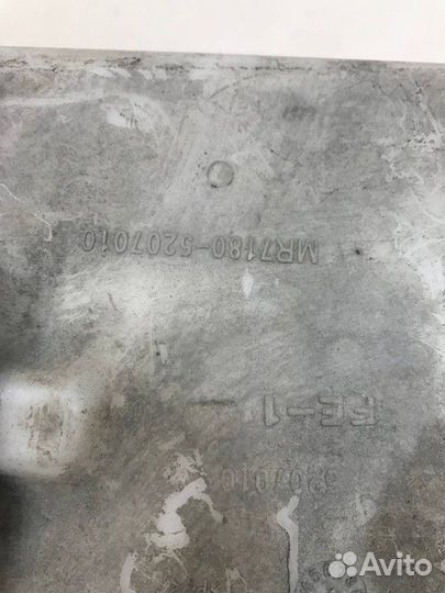 Бачок омывателя Geely Emgrand EC7