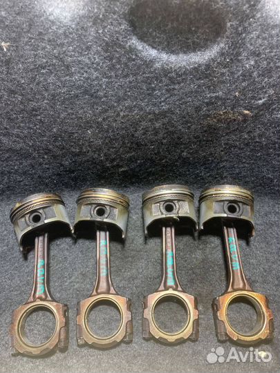 Поршень с шатуном Toyota Raum