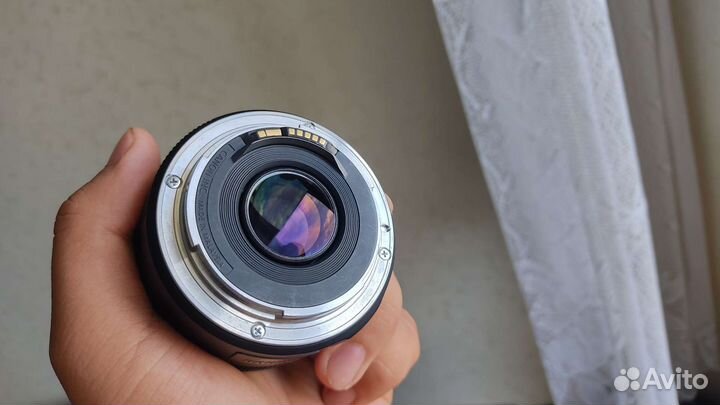 Canon ef 50mm f 1 8 stm