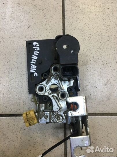 Замок дверной задний правый Brilliance H530