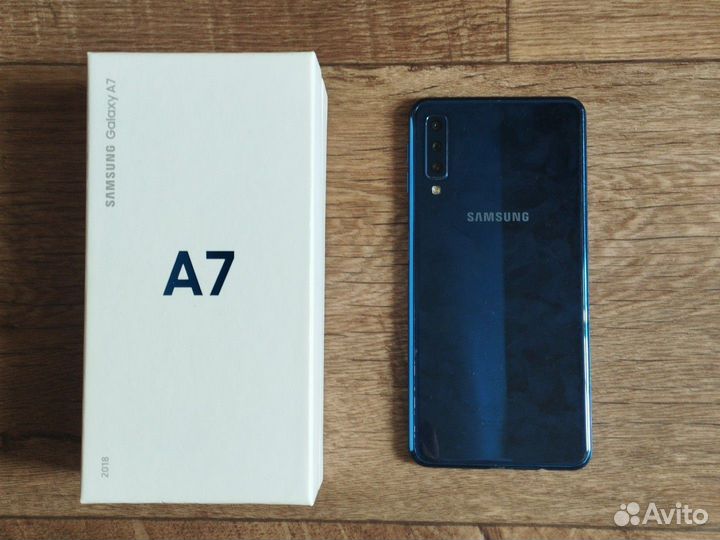 Samsung Galaxy A7 (2018), 4/64 ГБ