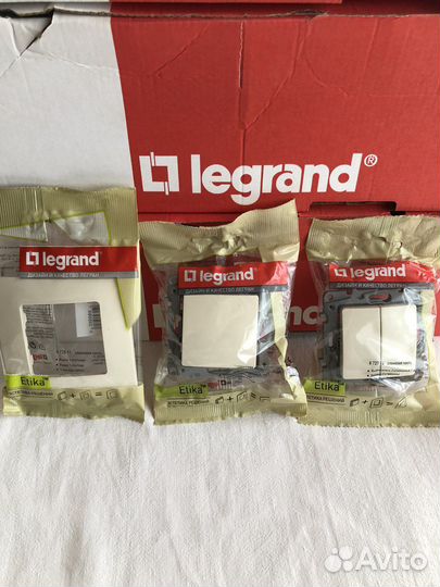 Выключатель Legrand