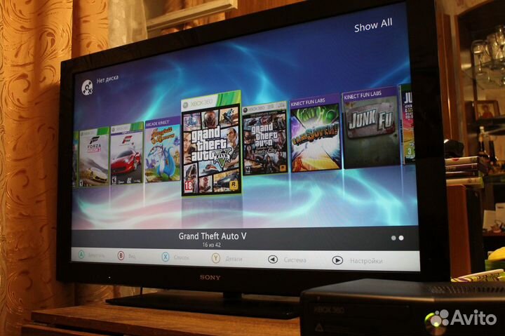 Xbox 360 Slim, (freeboot) + 150 игр