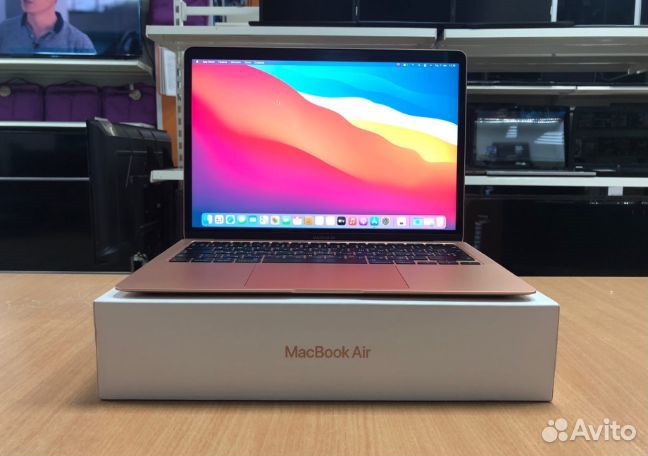 MacBooK Air Retina 13 2020/i3/8gb/Intel HD/256GB S