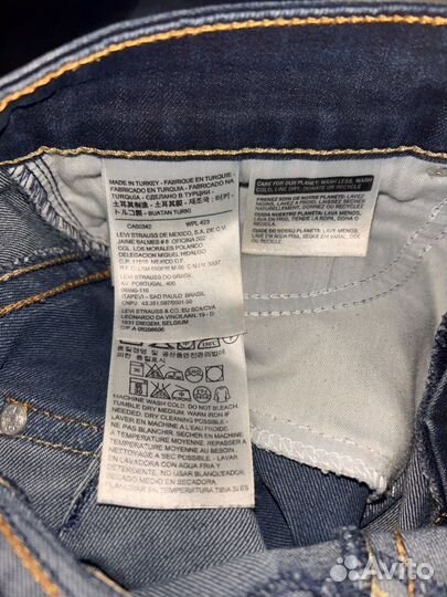 Джинсы levis