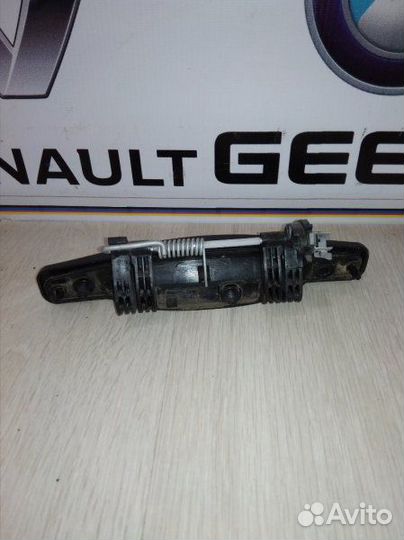 Ручка двери наружная Внешняя Renault sandero Прав