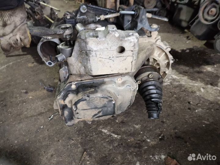 Кпп (Коробка передач механическая), Volkswagen Caddy 3 (2004 - 2015) 2010