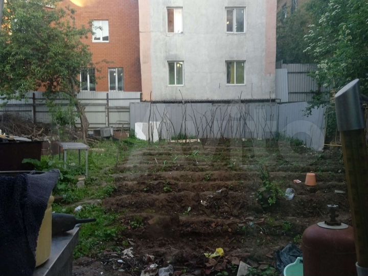 Комната 26 м² в 4-к., 2/2 эт.