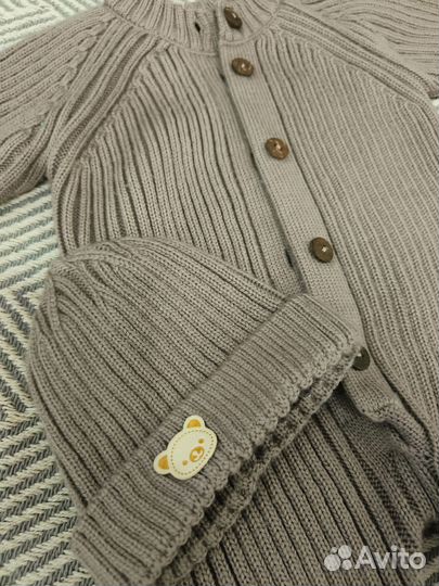 Вязаный комбинезон для малыша