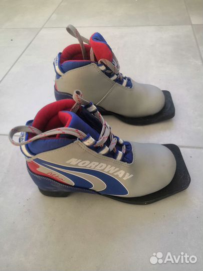 Лыжные ботинки детские 30