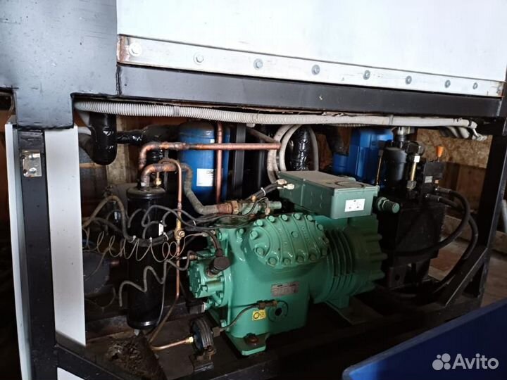 Скороморозильный плиточный апарат