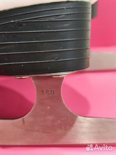 Коньки фигурные