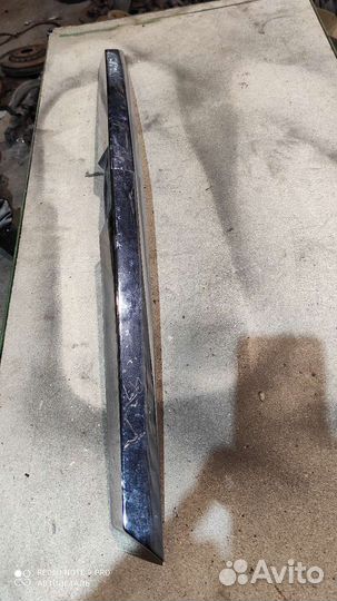 Накладка багажника Opel Astra H хечбек с кнопокой