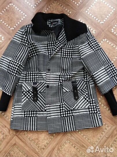 Легкое полупальто (ветровка), на подкладке, новая