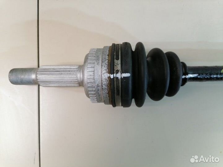 Привод задний Toyota Corolla Fielder NZE141 1nzfe