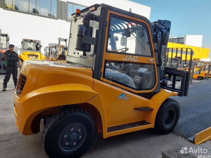 Вилочный погрузчик JAC CPCD50, 2023