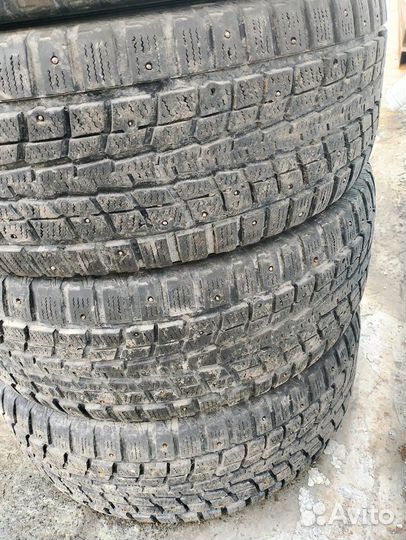 Dunlop SP Winter Ice 01 285/60 R18