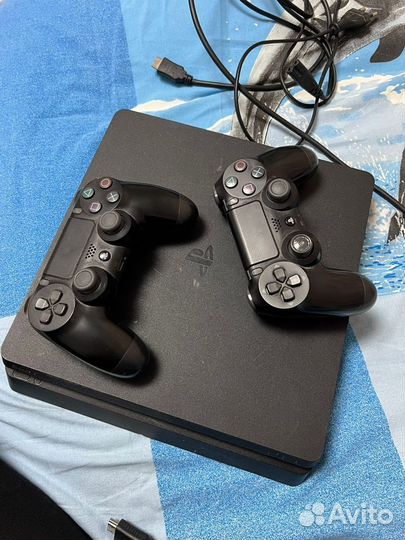 Sony PS4 slim 500