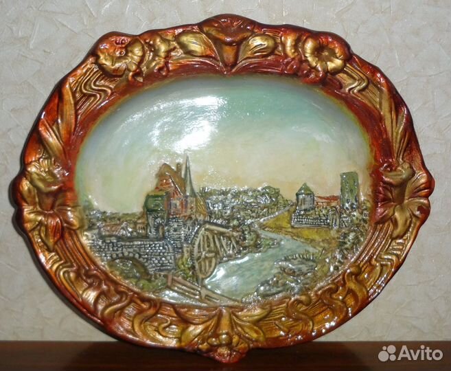 Два настенных панно-Барельефы