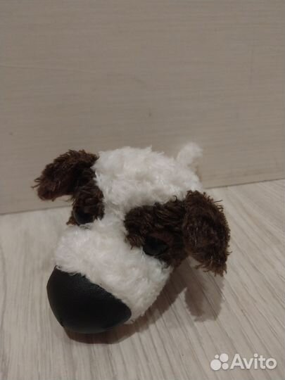 Собака плюшевая с ошейником