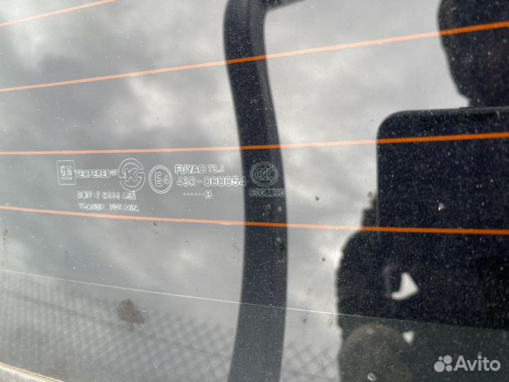 Стекло лобовое заднее Chevrolet Cruze седан