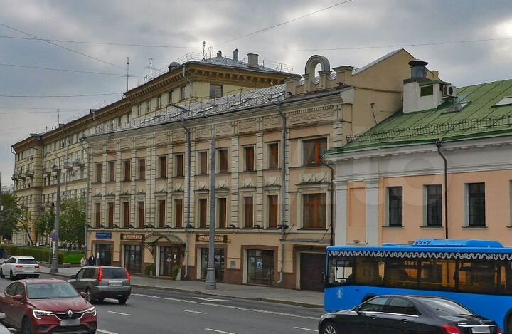 Здание 4 этажа на Полянке, 2821 м²