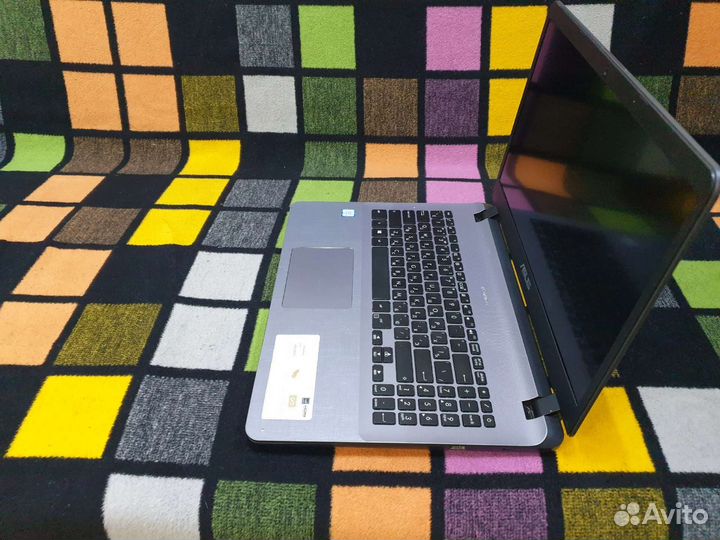 Ноутбук asus X507UA