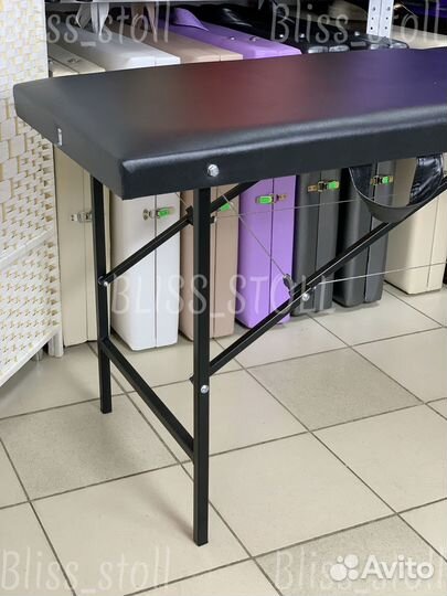 Массажная кушетка