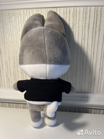 Wolf Chan stray kids