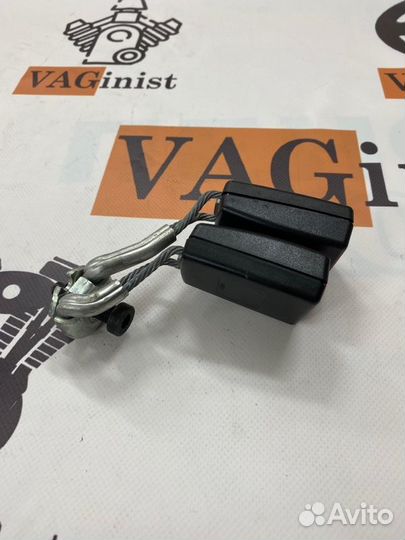 Замок ремня безопасности задний Vw Passat B6 3.2