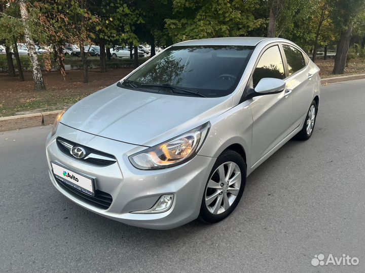 Hyundai Solaris 1.4 AT, 2011, 181 000 км